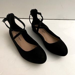 Christian Soriano for Payless black heel, size 8 zipper back and ankle clasp